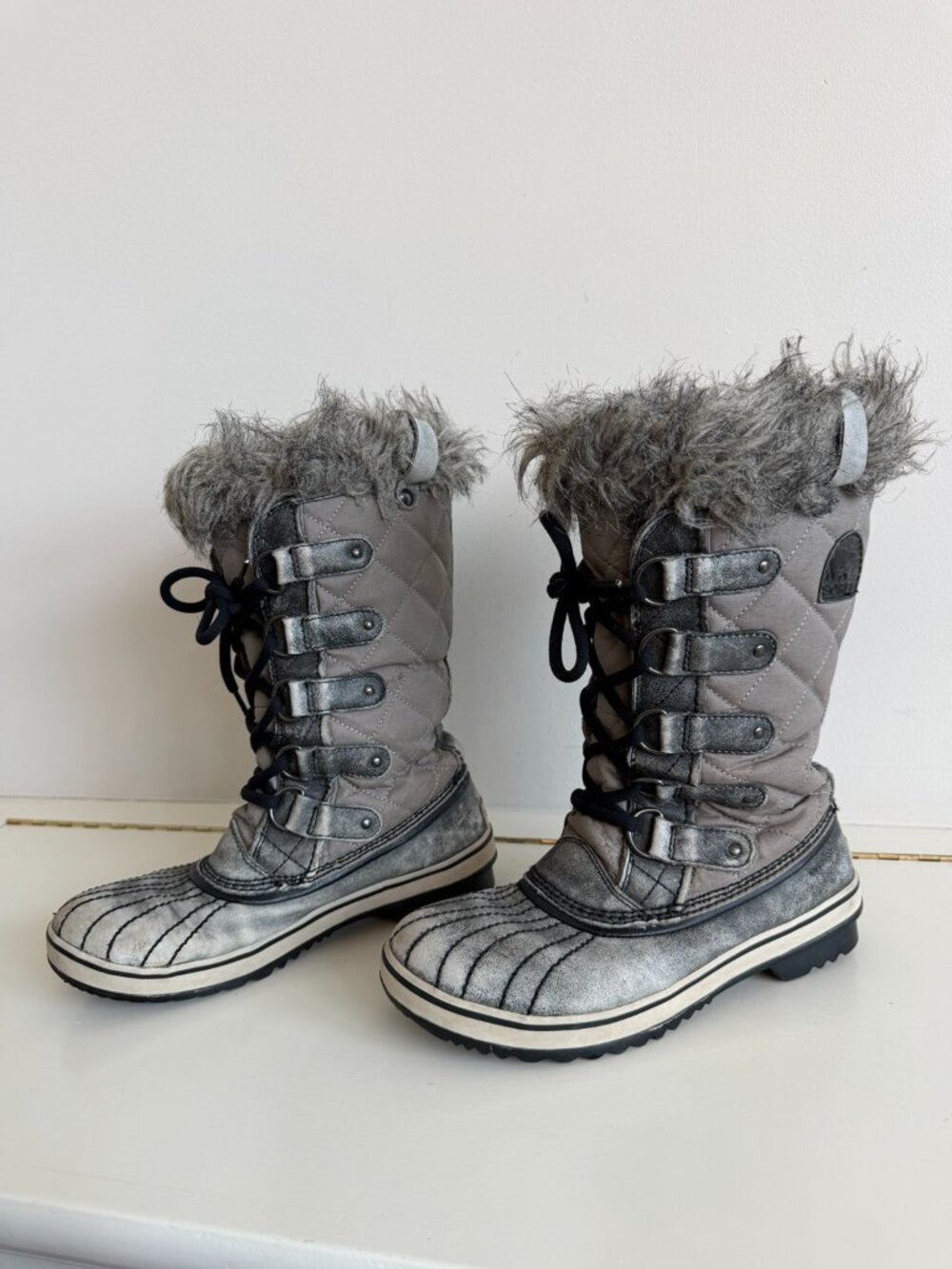 SOREL Tofino Waterproof Winter Snow Boots Faux Fur Gray Women’s 7